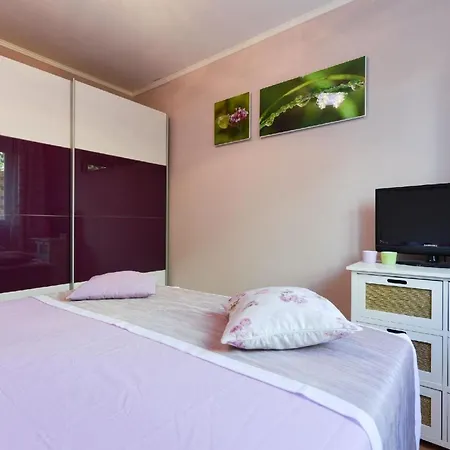 Ferienhaus Mit Privatpool Fuer 6 Personen Ca 120 Qm In Zadar, Dalmatien Und Umgebung * Zadar